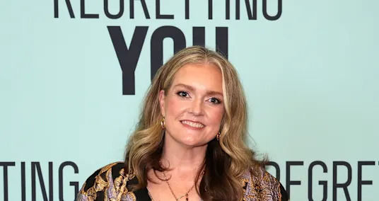 Bestselling author Colleen Hoover reveals cancer journey